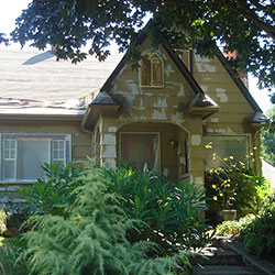 SE Portland Painting - Two Story Home - Before